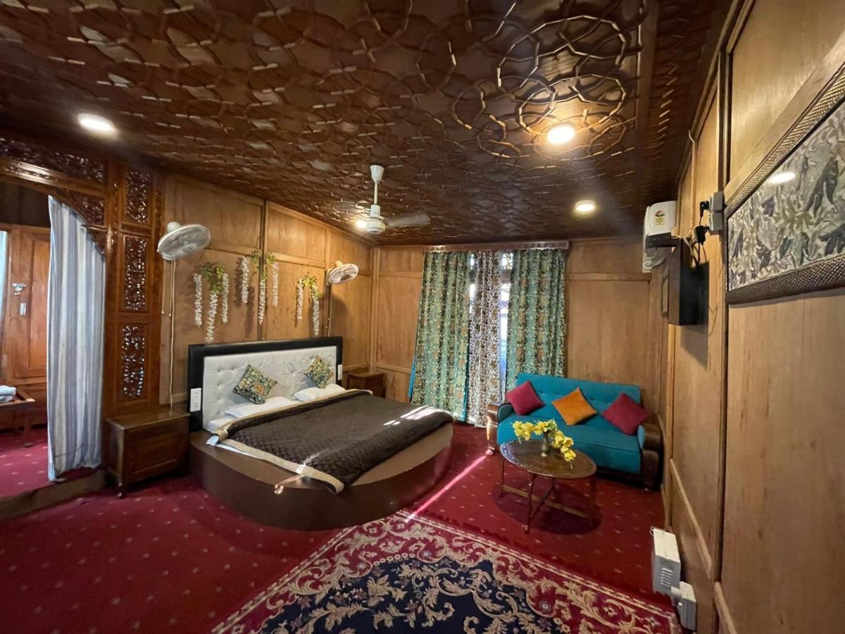 Shabnam Group Of Houseboats Hotel Srinagar  Luaran gambar